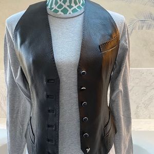 Woman’s Hermès Vest